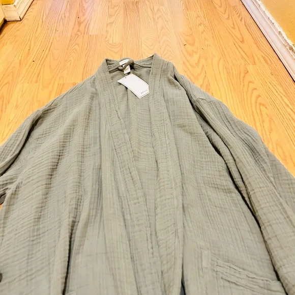 BNWT H&M Home linen Robe Sz L/XL - Picture 3 of 4